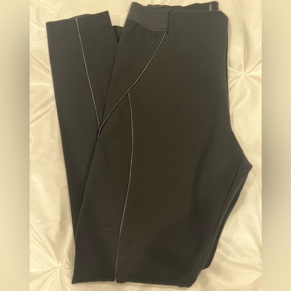 Ellie Tahari black knit leggings with piping size XS